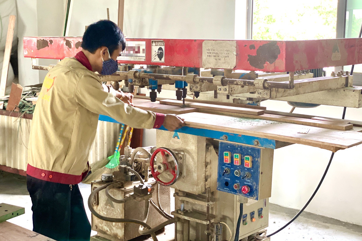 Xưởng sản xuất và thương mại nội thất TKVina – Chất lượng từ gốc, đẳng cấp trong từng sản phẩm